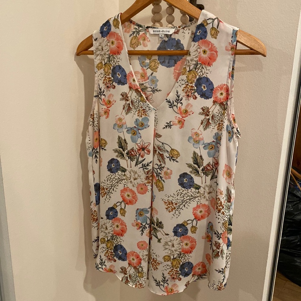 Sleeveless top